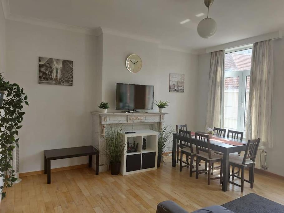 Charming 1-bedroom Apartamento Bruselas