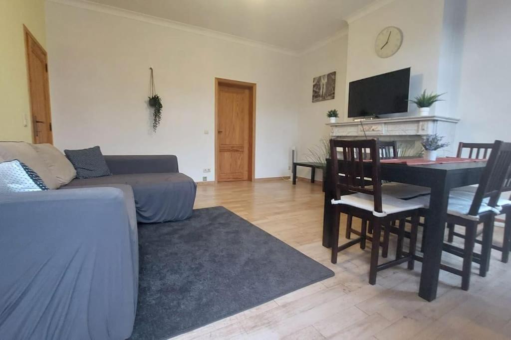 Charming 1-bedroom Apartamento