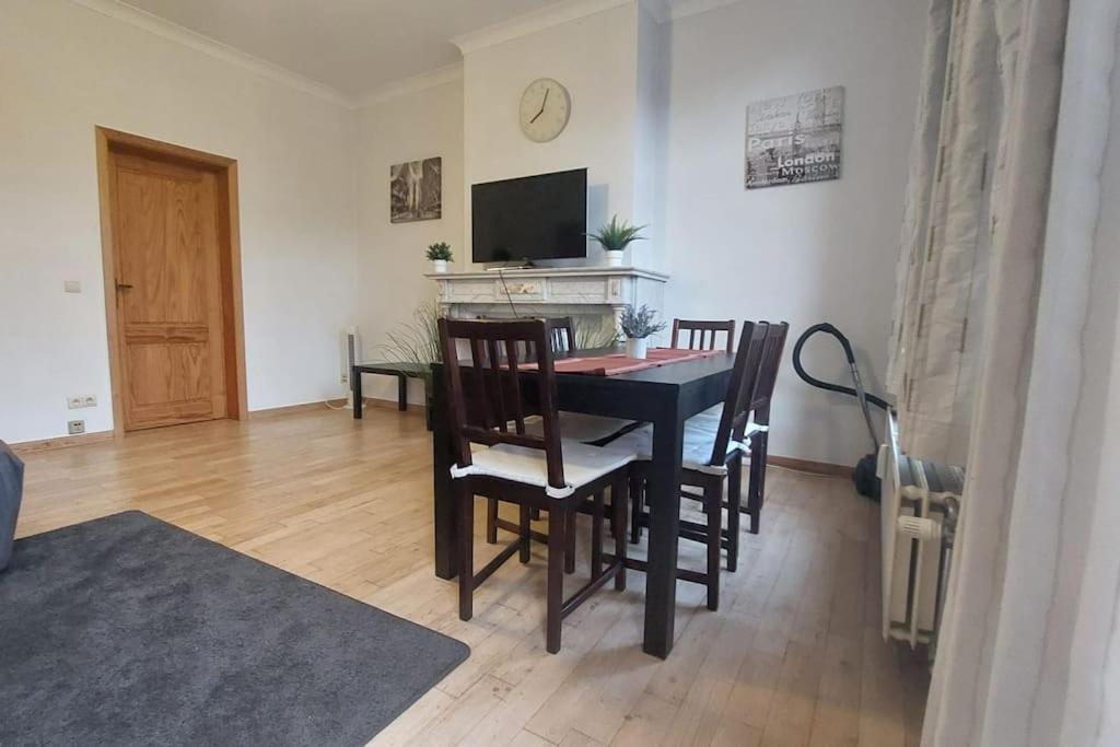 Charming 1-bedroom Appartement *